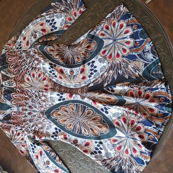 3/$50 Papillon Blouse Sz Sm - Picture 5 of 6